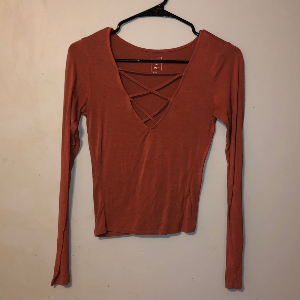 Lace up long sleeve too
